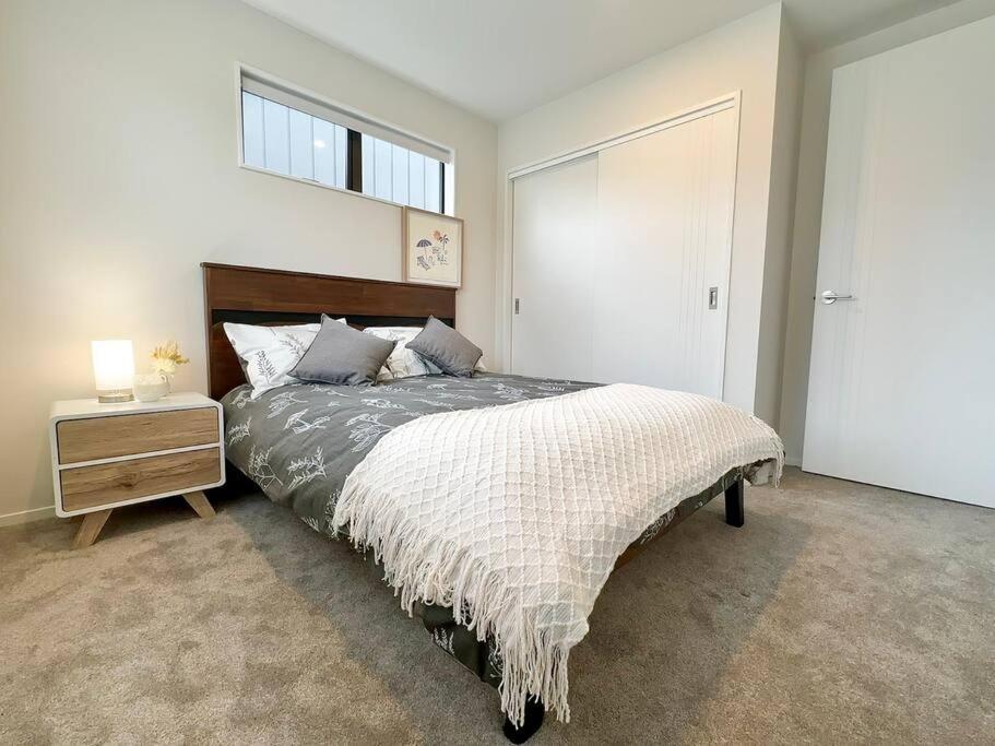 New Spacious 4beds Family *