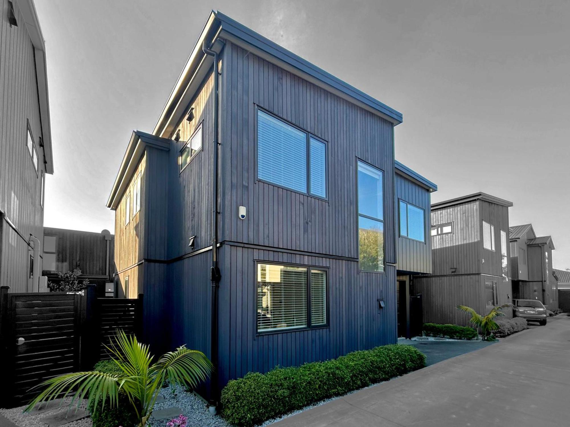 New Spacious 4beds Family